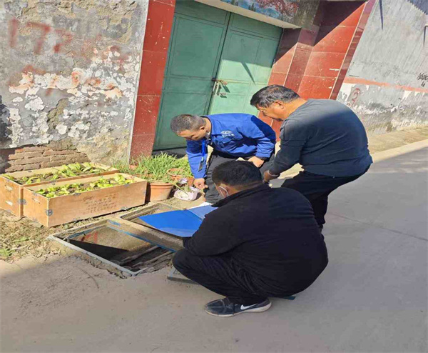 貼心服務暖民心  供水保障零距離   ——周口銀龍水務流動服務進社區(qū)，精準破解城鄉(xiāng)用水難題